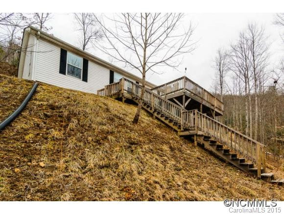 145 Saw Branch Road - Photo 22