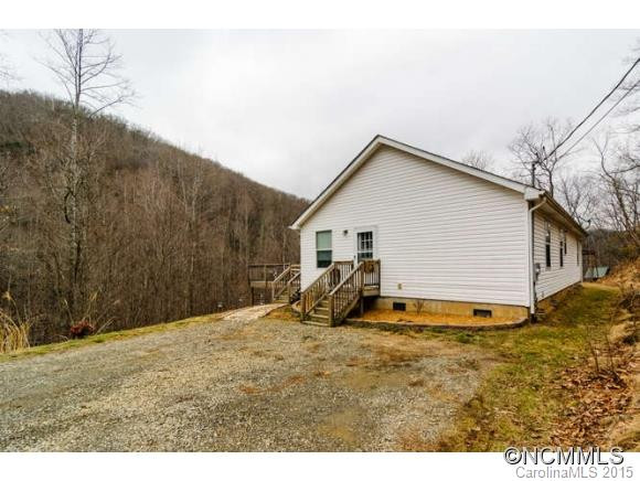 145 Saw Branch Road - Photo 24