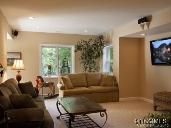 22 High Meadow Drive - Photo 9