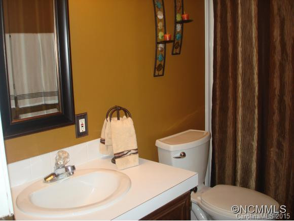 170 Applegate Village - Photo 15