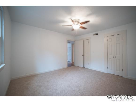 730 RHODODENDRON AVE - Photo 15