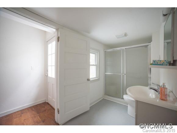 730 RHODODENDRON AVE - Photo 16