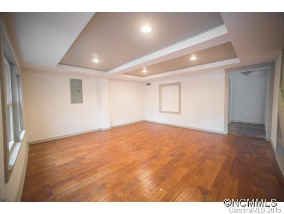 730 RHODODENDRON AVE - Photo 5