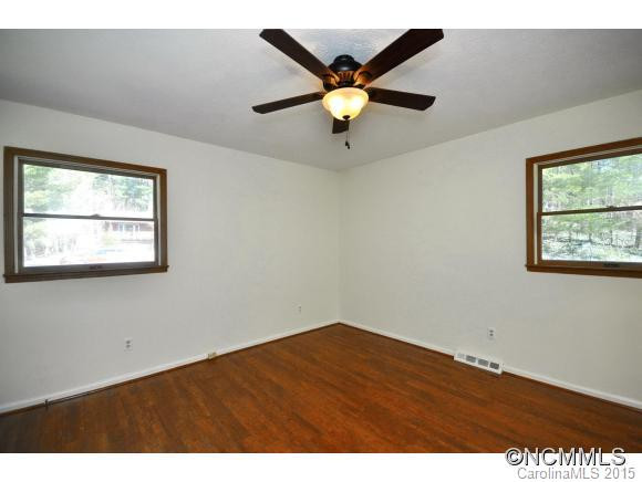28 Brookcliff Drive - Photo 7