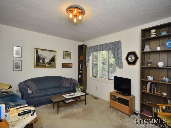 907 RAINBOW LANE - Photo 15