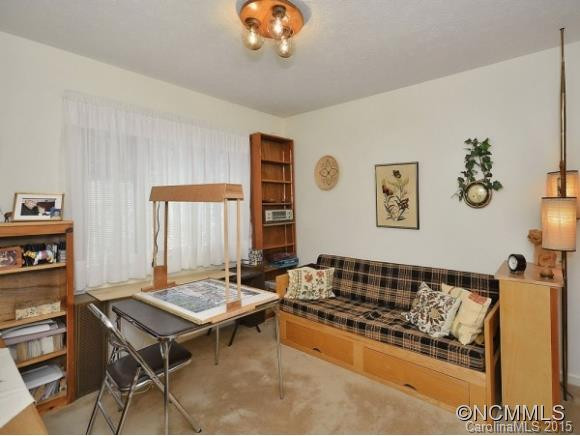 907 RAINBOW LANE - Photo 17