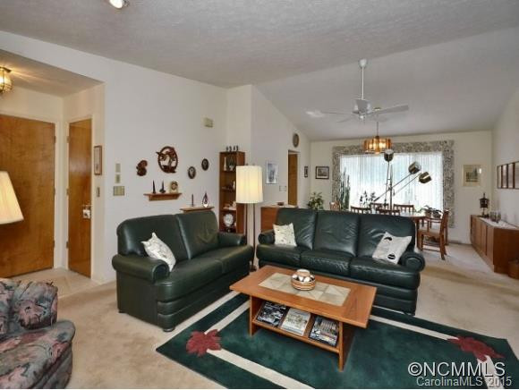 907 RAINBOW LANE - Photo 4