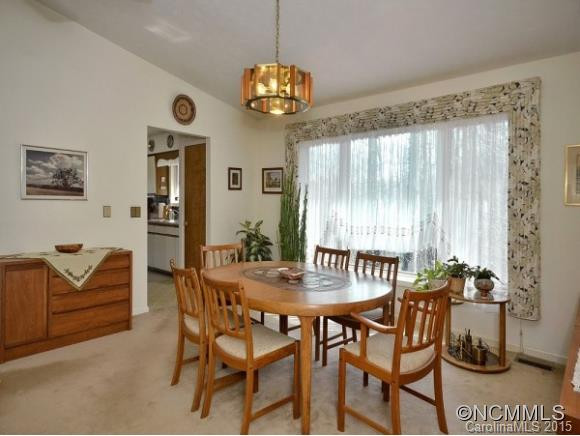 907 RAINBOW LANE - Photo 6