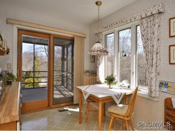 907 RAINBOW LANE - Photo 9