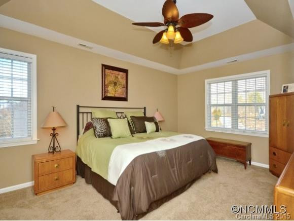 14 BROWNSTONE COURT - Photo 12