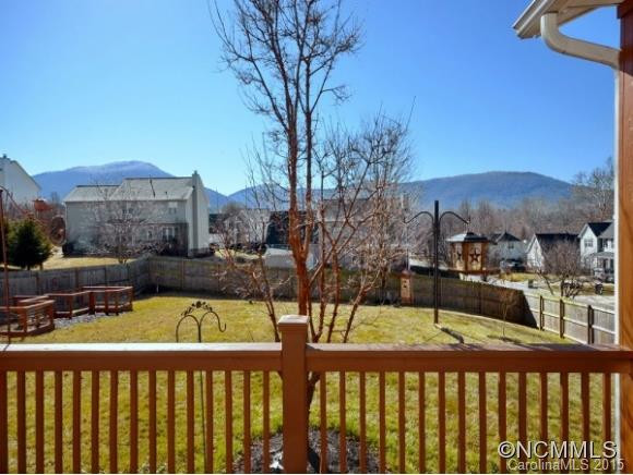 14 BROWNSTONE COURT - Photo 19