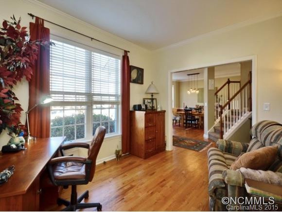 14 BROWNSTONE COURT - Photo 10