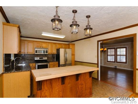 1 Highlander Road - Photo 3