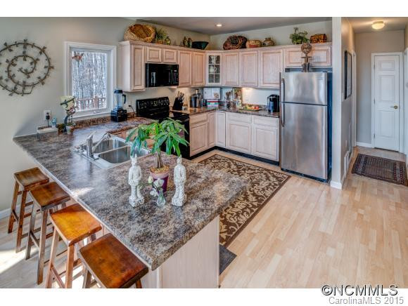 70 Mountain Ridge Drive - Photo 7