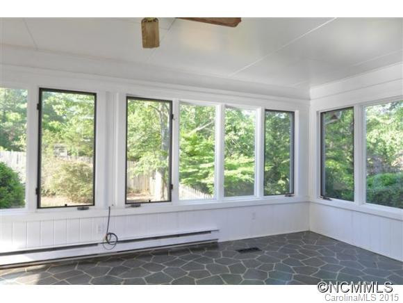 1185 Sandy Plains Road - Photo 13