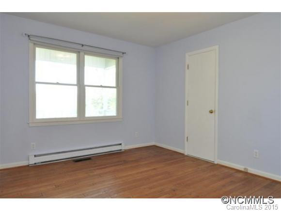 1185 Sandy Plains Road - Photo 19