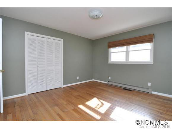 1185 Sandy Plains Road - Photo 20