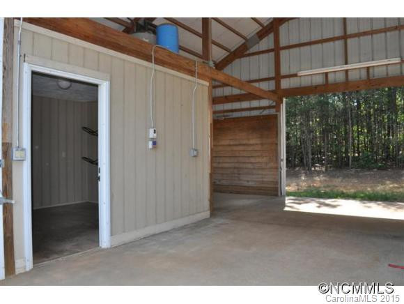 1185 Sandy Plains Road - Photo 23