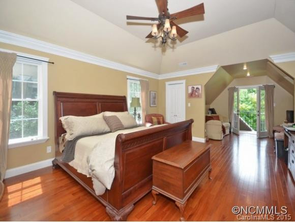 108 DUMONT COURT - Photo 12