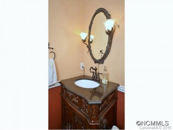 108 DUMONT COURT - Photo 17