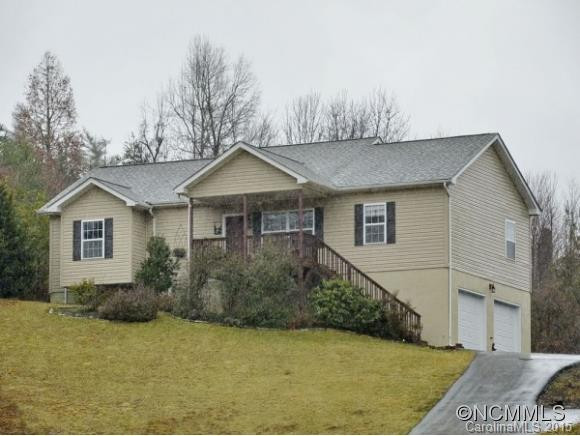 325 MACNEIL WAY