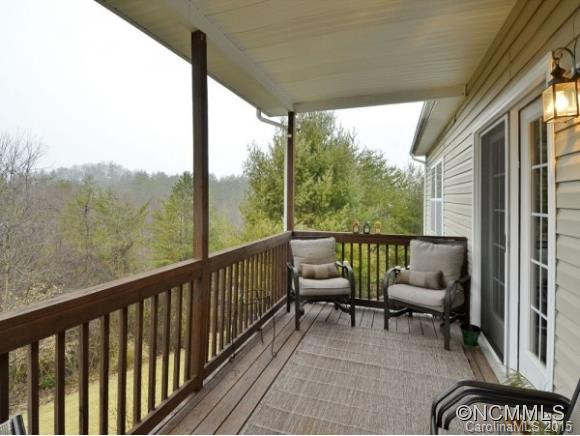 325 MACNEIL WAY - Photo 17