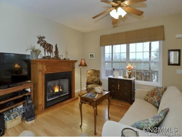 325 MACNEIL WAY - Photo 3