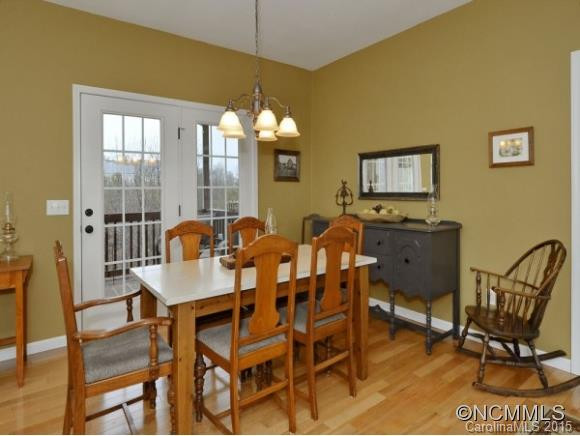 325 MACNEIL WAY - Photo 4