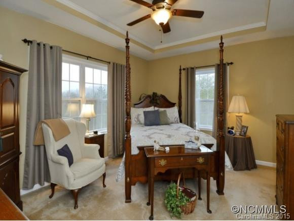 325 MACNEIL WAY - Photo 9