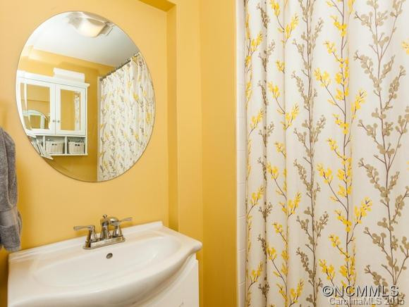 7 Harvard Place - Photo 16
