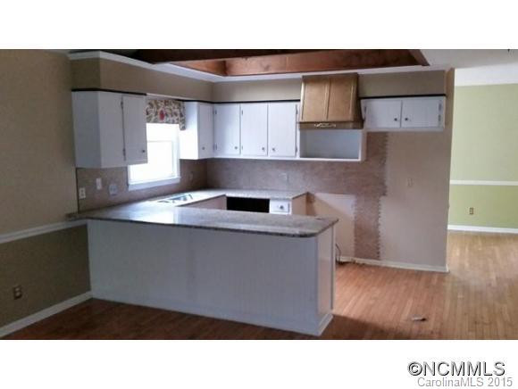 2363 Hebron Rd - Photo 2