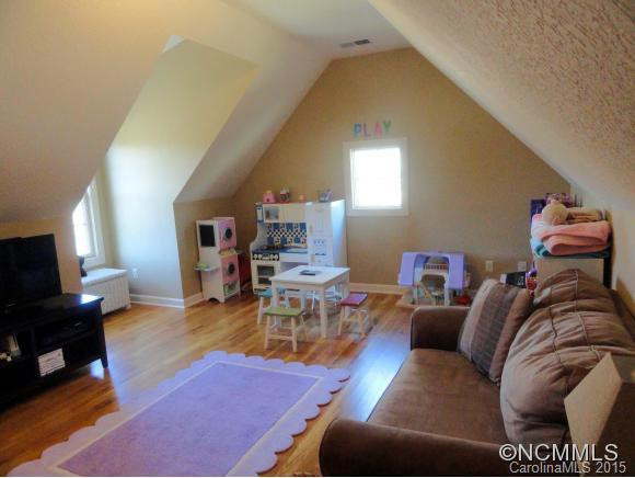 23 Meadow Run Drive - Photo 15