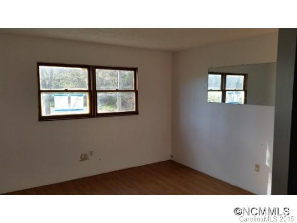 137 Frankie Lane - Photo 6