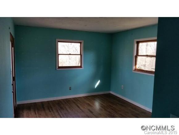 137 Frankie Lane - Photo 7