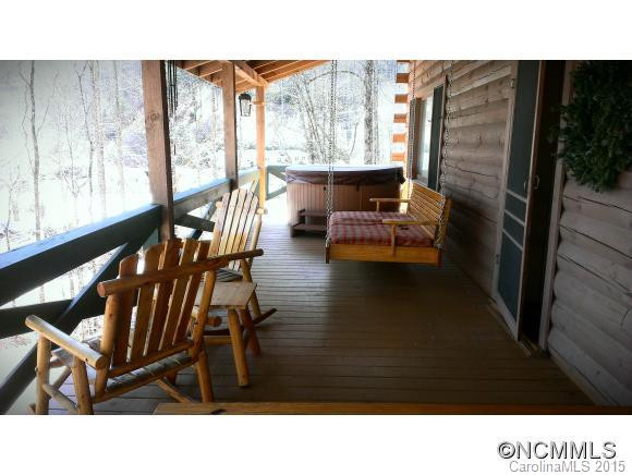 2406 Hemphill Rd - Photo 2