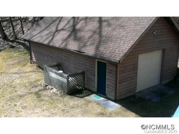 2406 Hemphill Rd - Photo 13