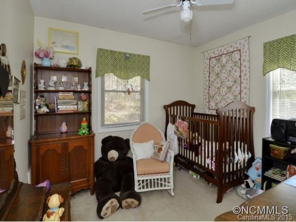 32 CHESTNUT STREET - Photo 16