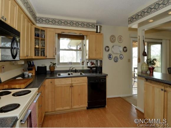 32 CHESTNUT STREET - Photo 10