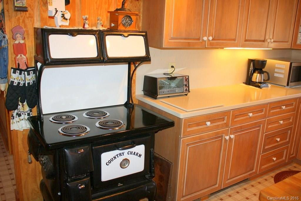 868 English Ridge #Multi - Photo 12
