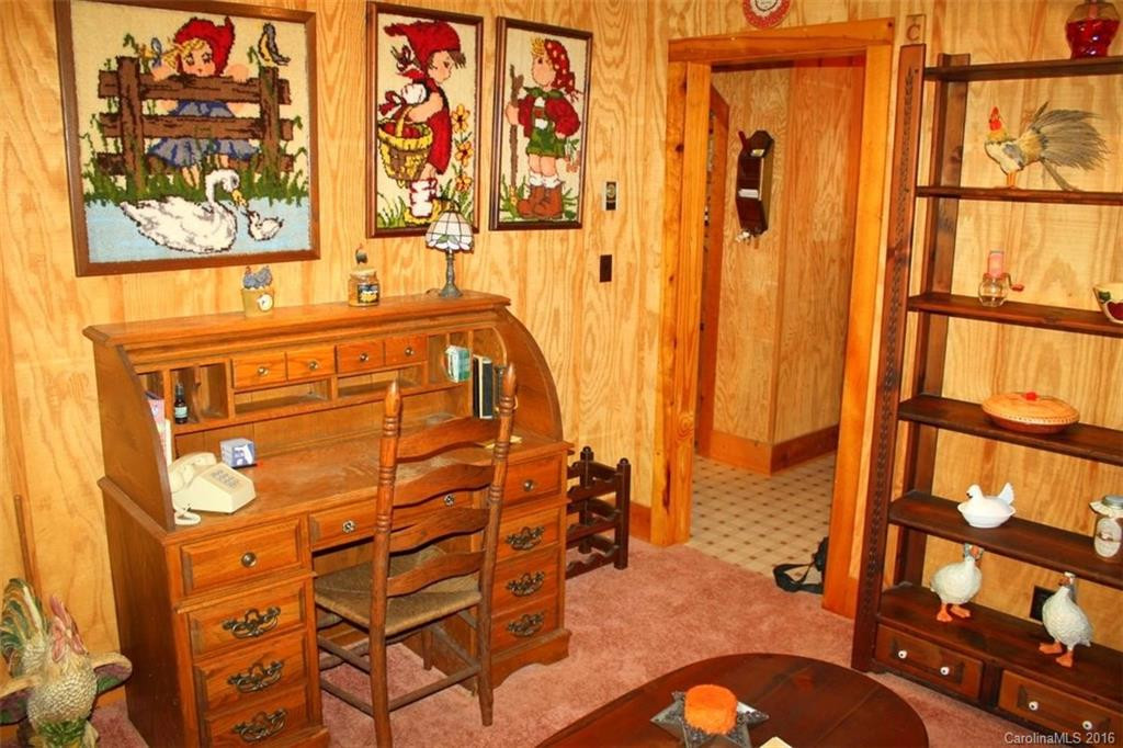 868 English Ridge #Multi - Photo 15