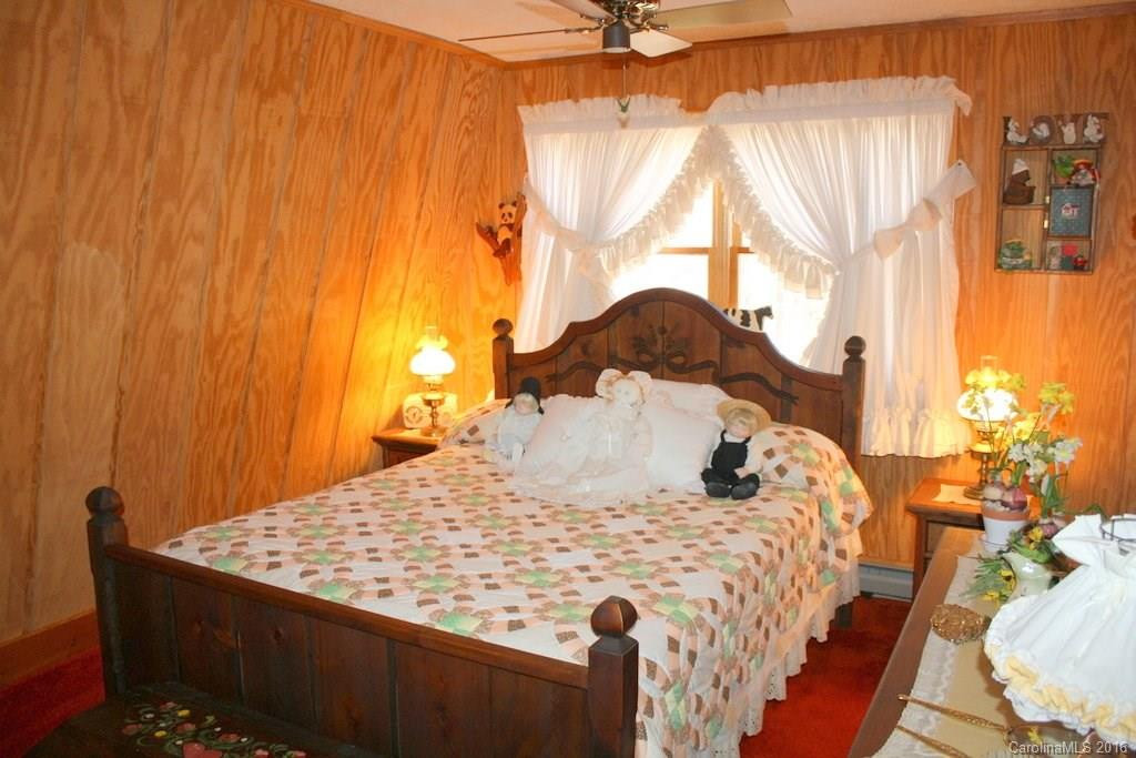 868 English Ridge #Multi - Photo 19