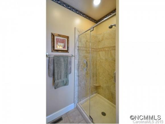 40 FALLS VIEW COURT - Photo 14