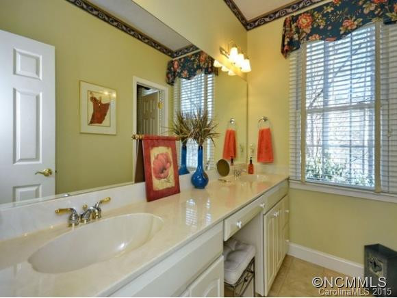 40 FALLS VIEW COURT - Photo 17