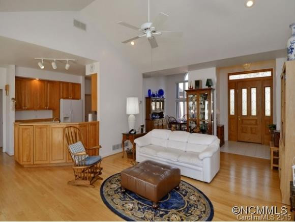 64 CHALLEDON DRIVE - Photo 11