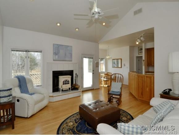 64 CHALLEDON DRIVE - Photo 9