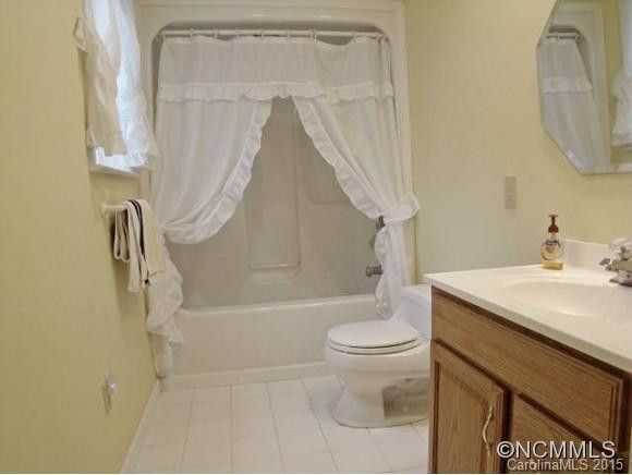 220 Collins Road - Photo 15