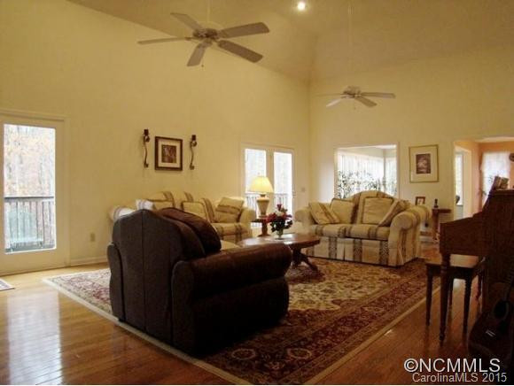 220 Collins Road - Photo 4