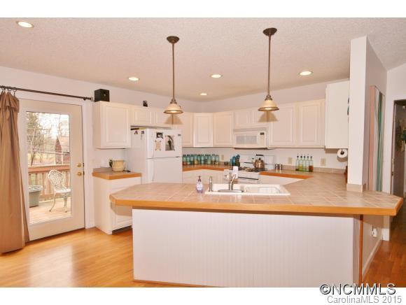105 Beverly Rd - Photo 4