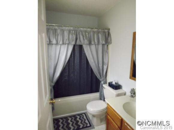 109 ASHWOOD LANE - Photo 14