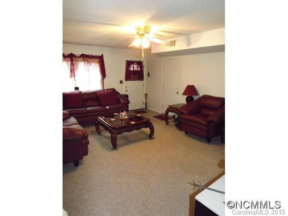 109 ASHWOOD LANE - Photo 15